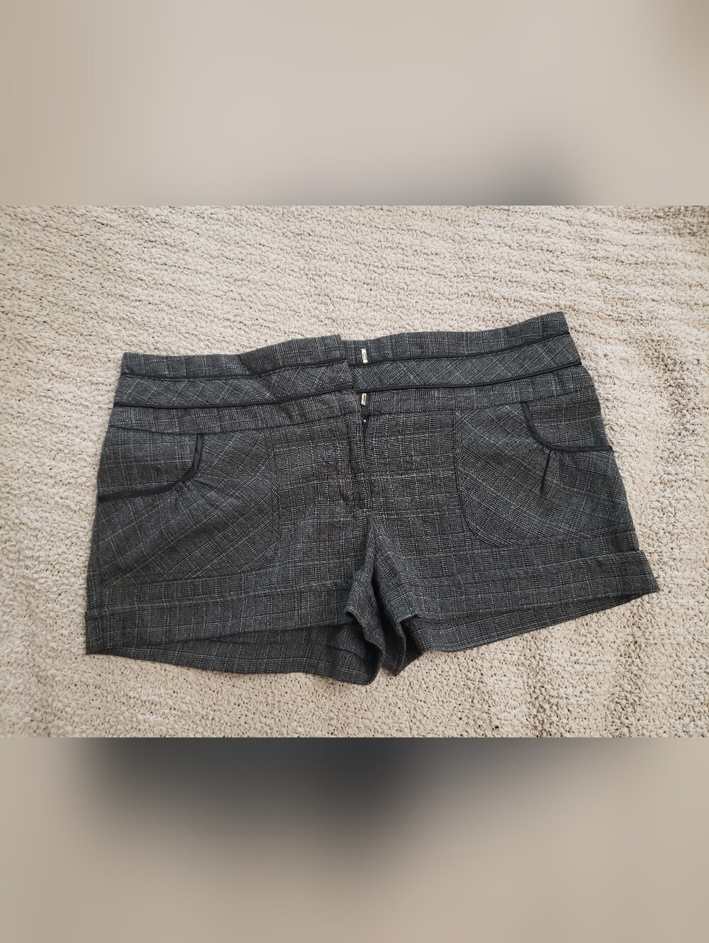 Charlotte Russe Gray Plaid Women's Dress Shorts